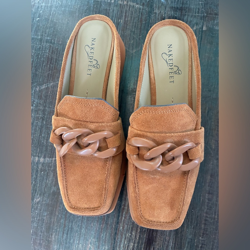 Naked Feet WoMen's Brown Suede Chain Loafers EUC SIZE 7